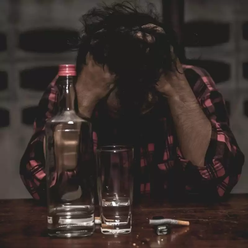 alkolu-ve-uyusturucuyu-birakmak-icin-rezonans-ne-yapiyoruz